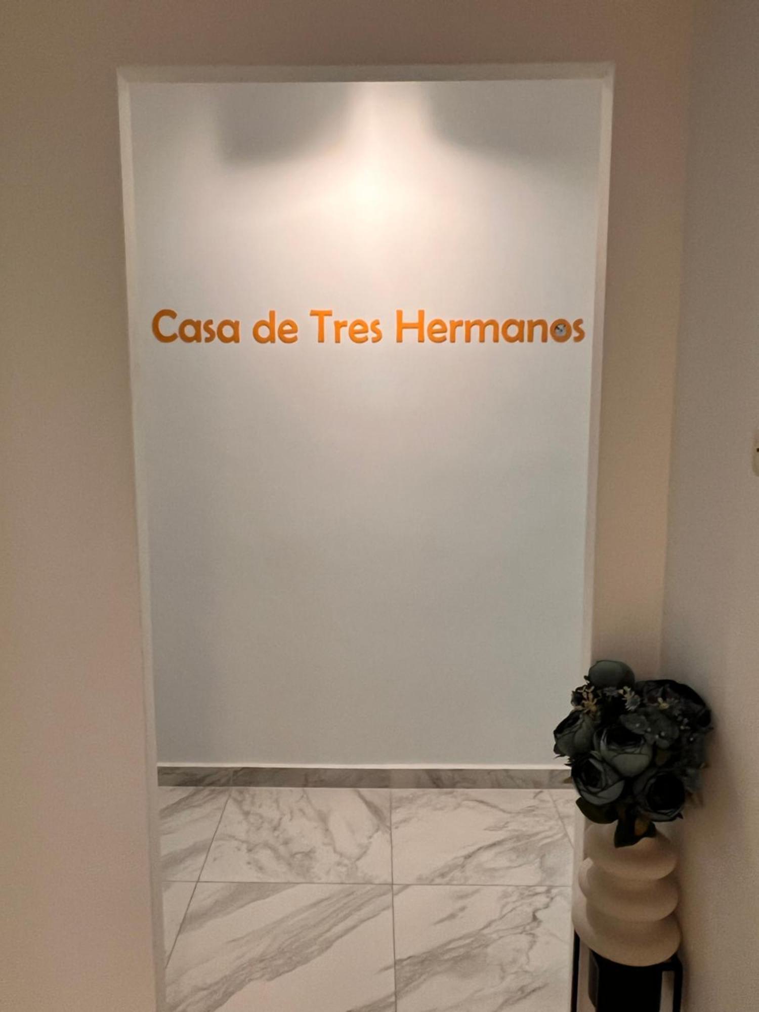 Casa De Tres Hermanos In The Heart Of Aten Exteriör bild